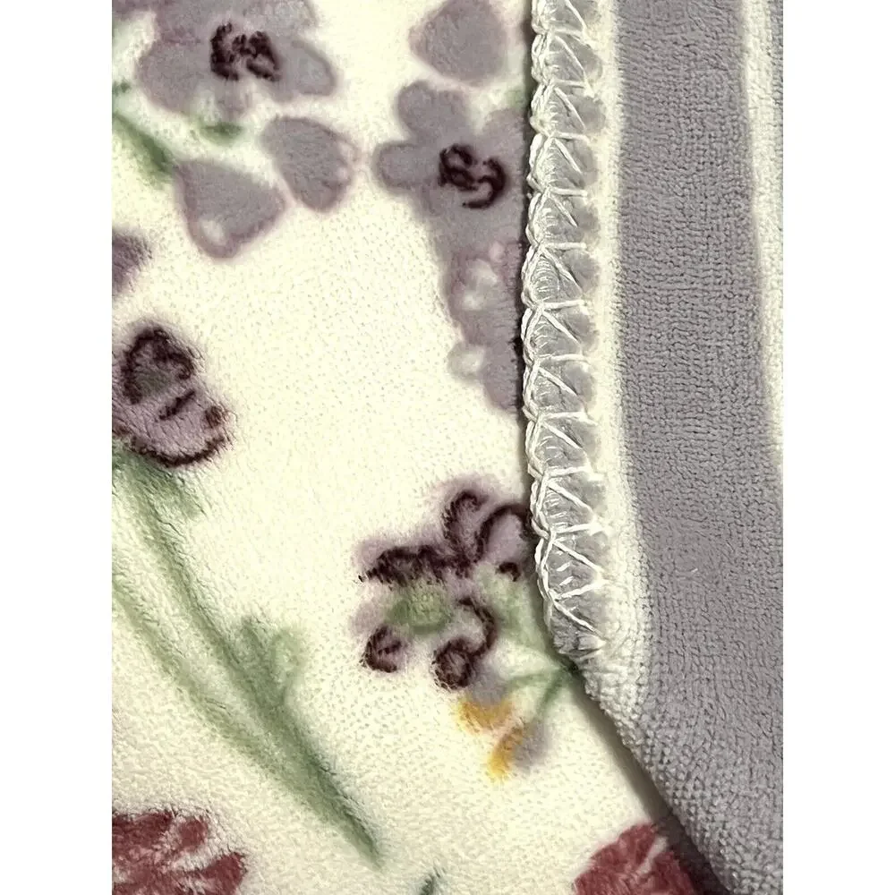 Laura Ashley Fleece Plush Throw Blanket Reversible Lavender Floral 50X70” ORCHID